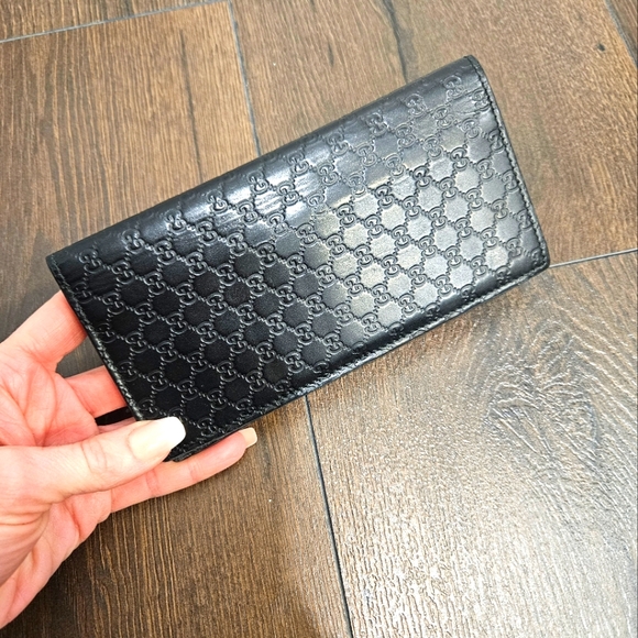 Gucci Black Micro Guccissima Embossed Long Foldover Wallet - Picture 1 of 16